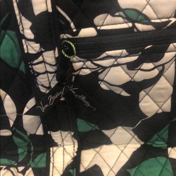 Vera Bradley Tote! - Picture 2 of 4